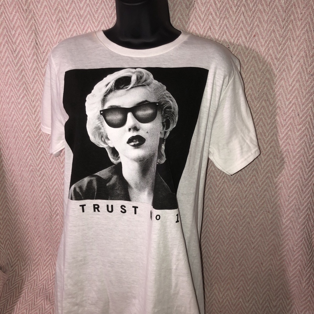 MARILYN MONROE Graphic Hipster Tee